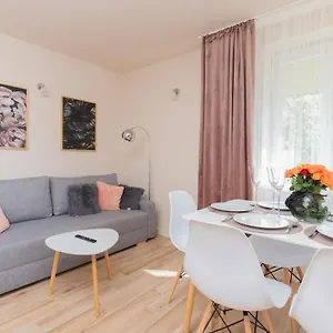  Apartment Mokotow Reytan By Renters