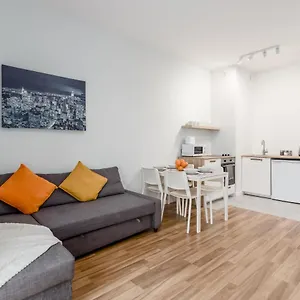 Apartment Travel